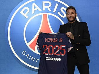 Neymar commits future to PSG u...